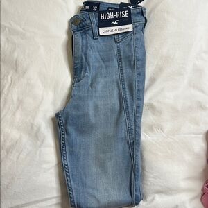 Hollister Light Blue High-Rise Crop Jeans